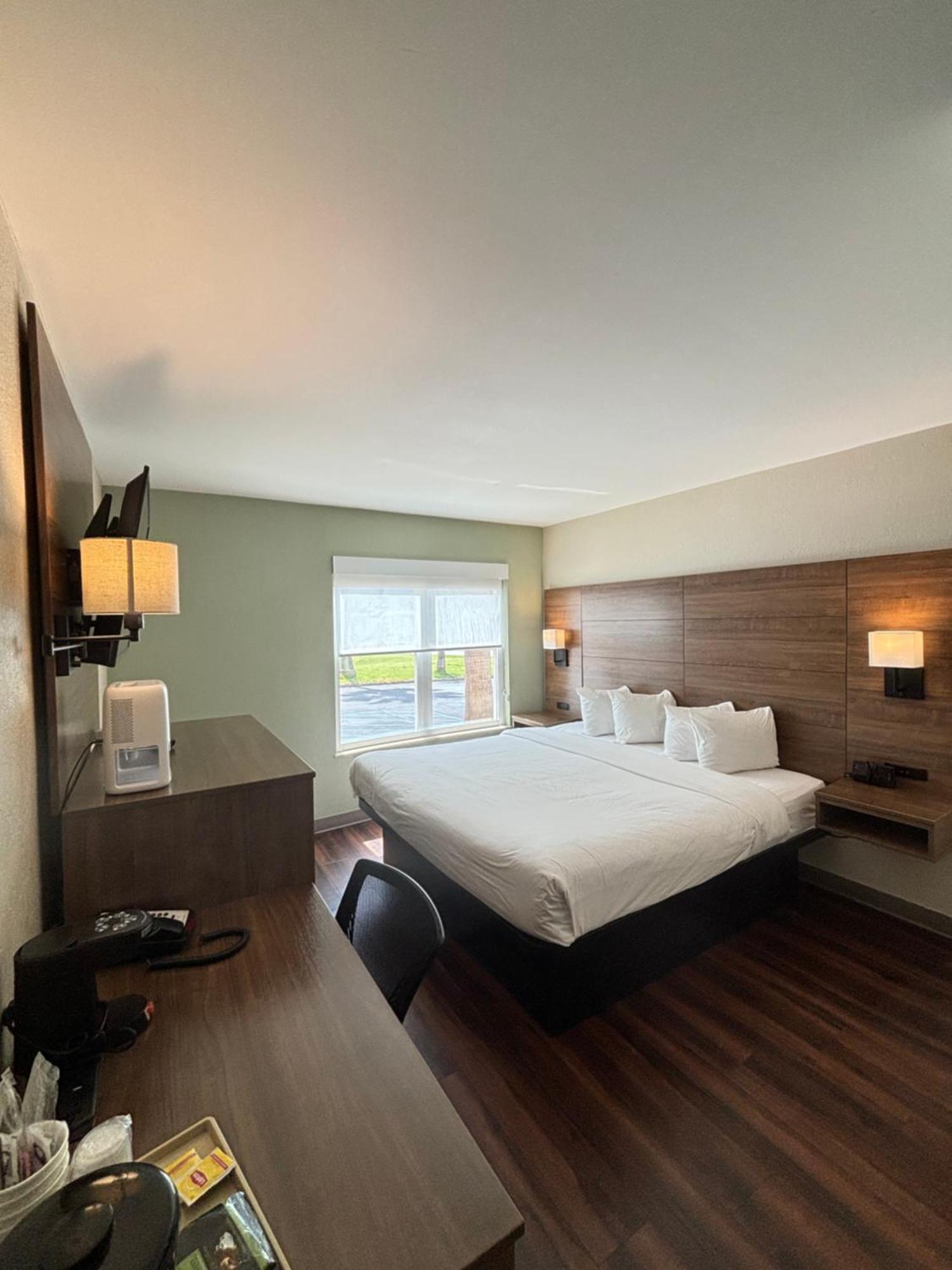 Baymont By Wyndham Lake Park Valdosta I75 Екстер'єр фото