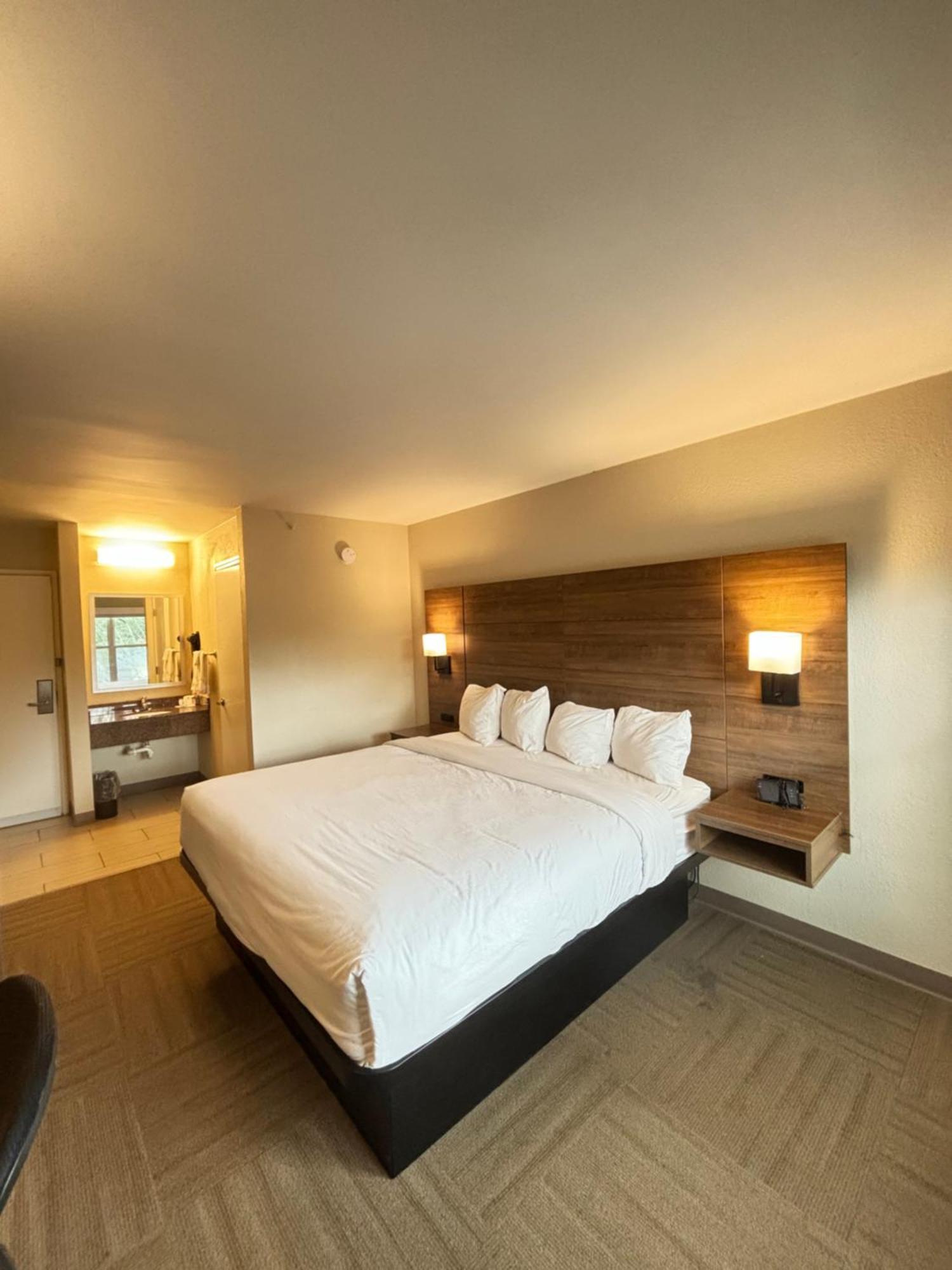Baymont By Wyndham Lake Park Valdosta I75 Екстер'єр фото